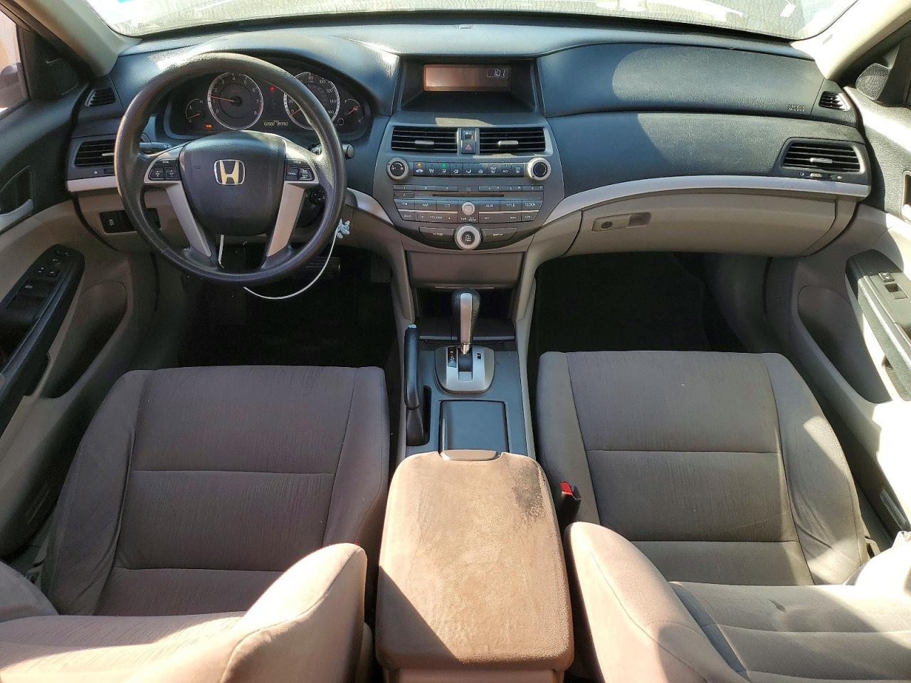 2011 HONDA ACCORD LX photo 8