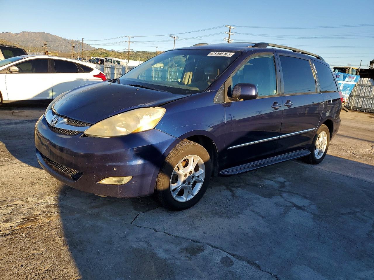 2006 TOYOTA SIENNA