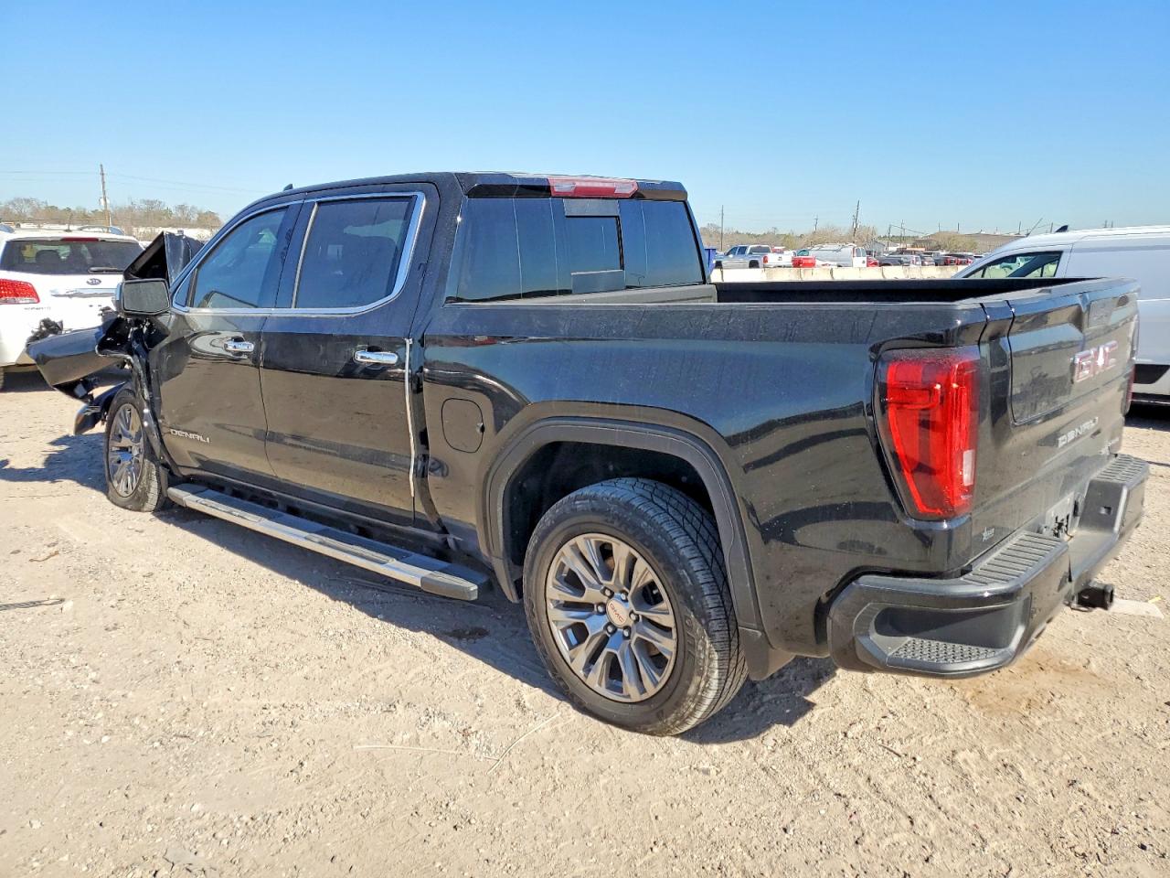 2019 GMC SIERRA C1500 DENALI photo 2