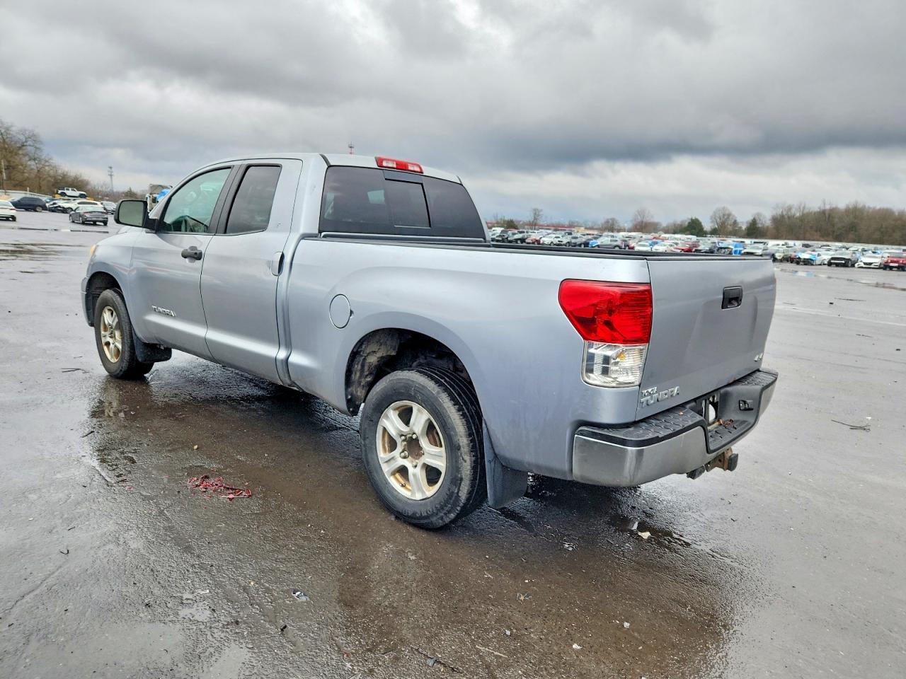 2011 TOYOTA TUNDRA DOUBLE CAB SR5 photo 2