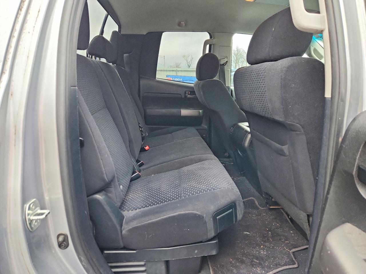 2011 TOYOTA TUNDRA DOUBLE CAB SR5 photo 10