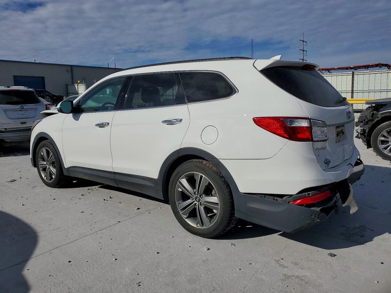 2014 HYUNDAI SANTA FE GLS photo 2