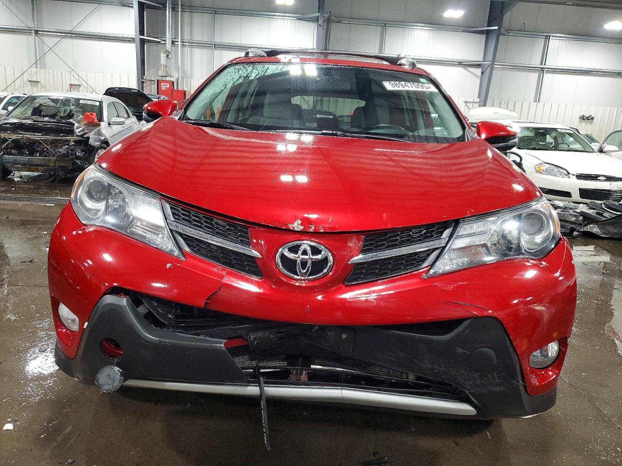 2015 TOYOTA RAV4 XLE photo 5