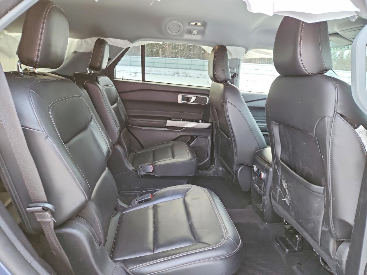 2021 FORD EXPLORER XLT photo 10