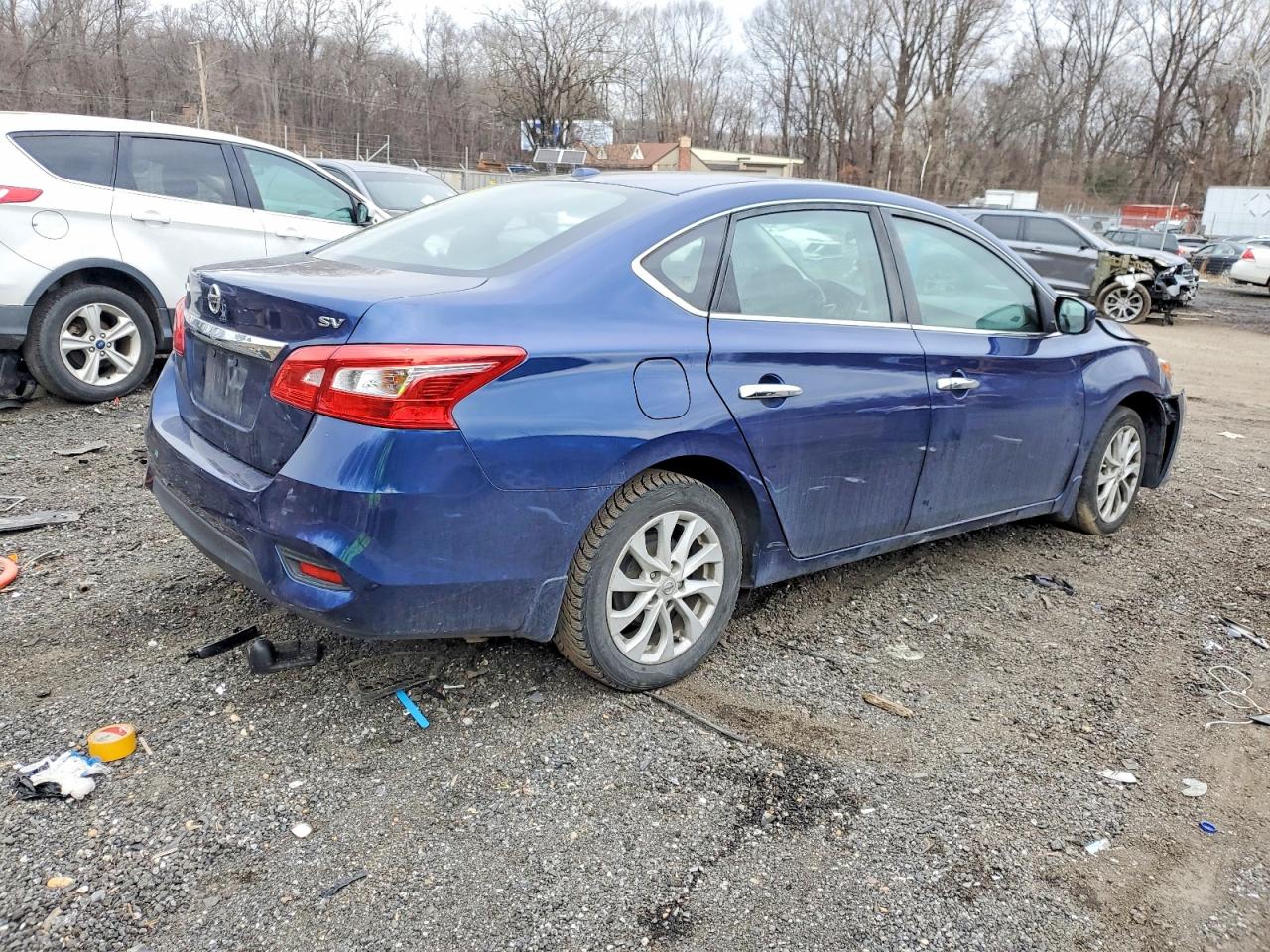 2018 NISSAN SENTRA SV photo 3
