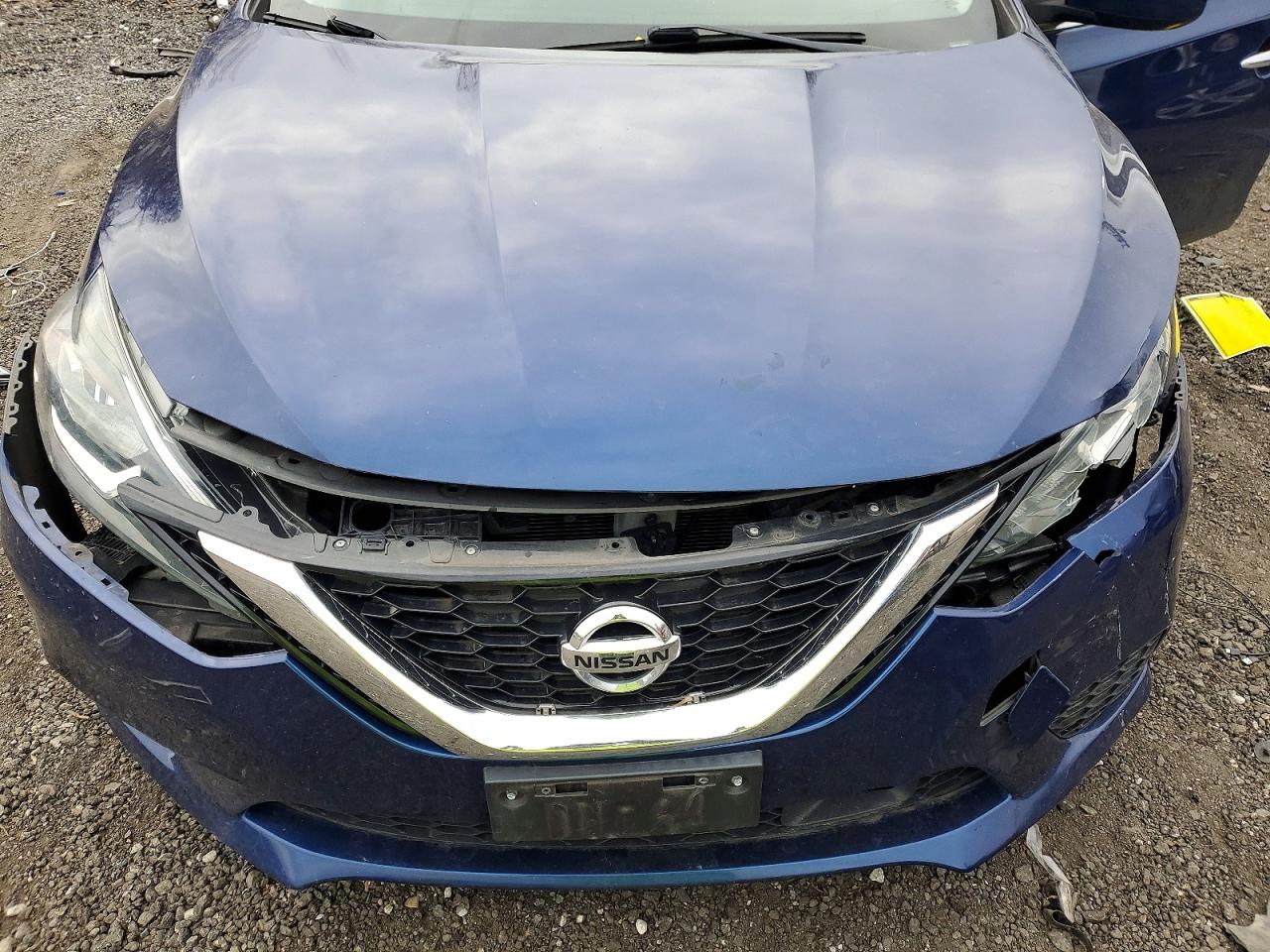2018 NISSAN SENTRA SV photo 11