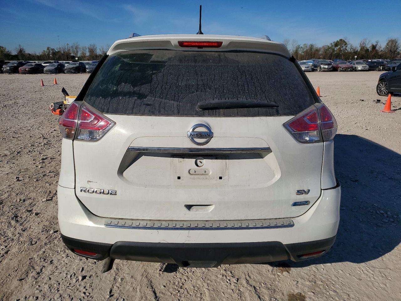 2014 NISSAN ROGUE S photo 6