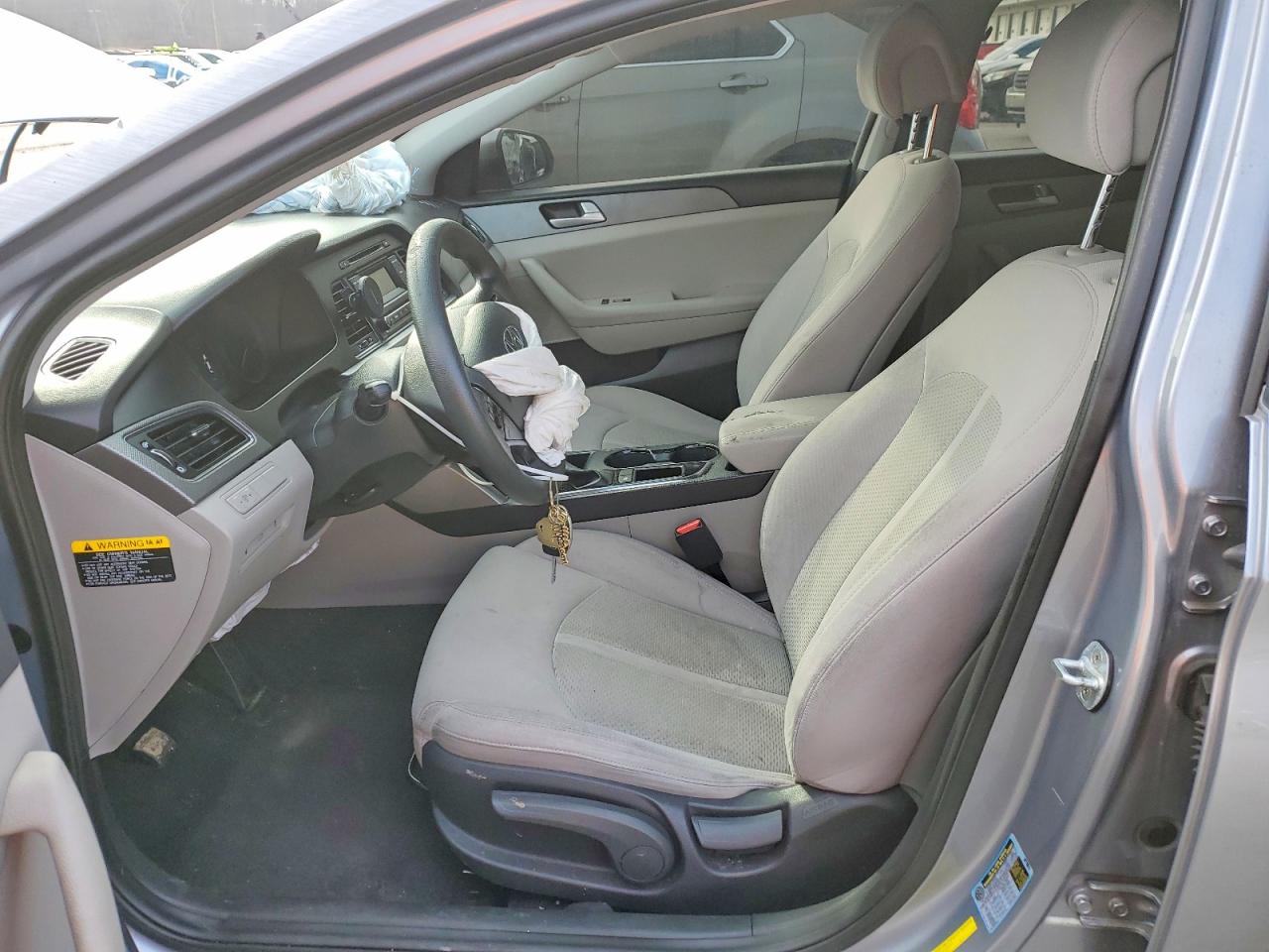2017 HYUNDAI SONATA SE photo 7