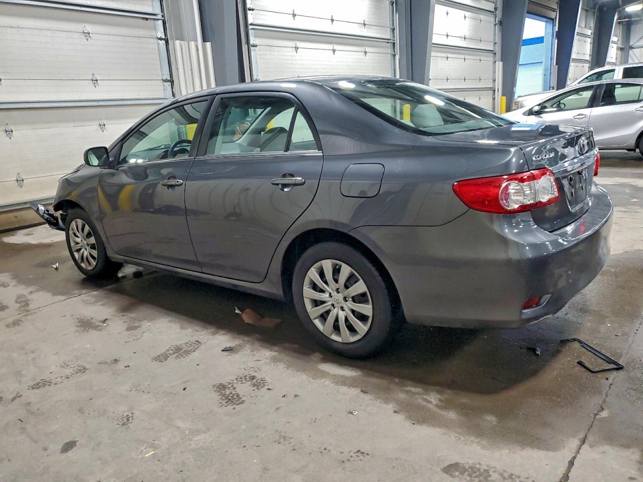 2013 TOYOTA COROLLA BASE photo 2
