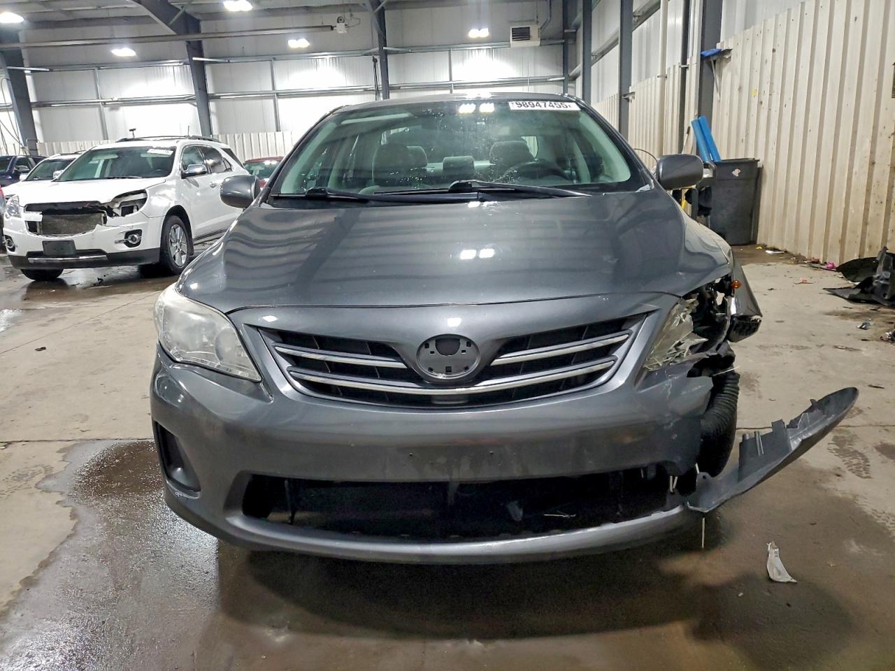 2013 TOYOTA COROLLA BASE photo 5