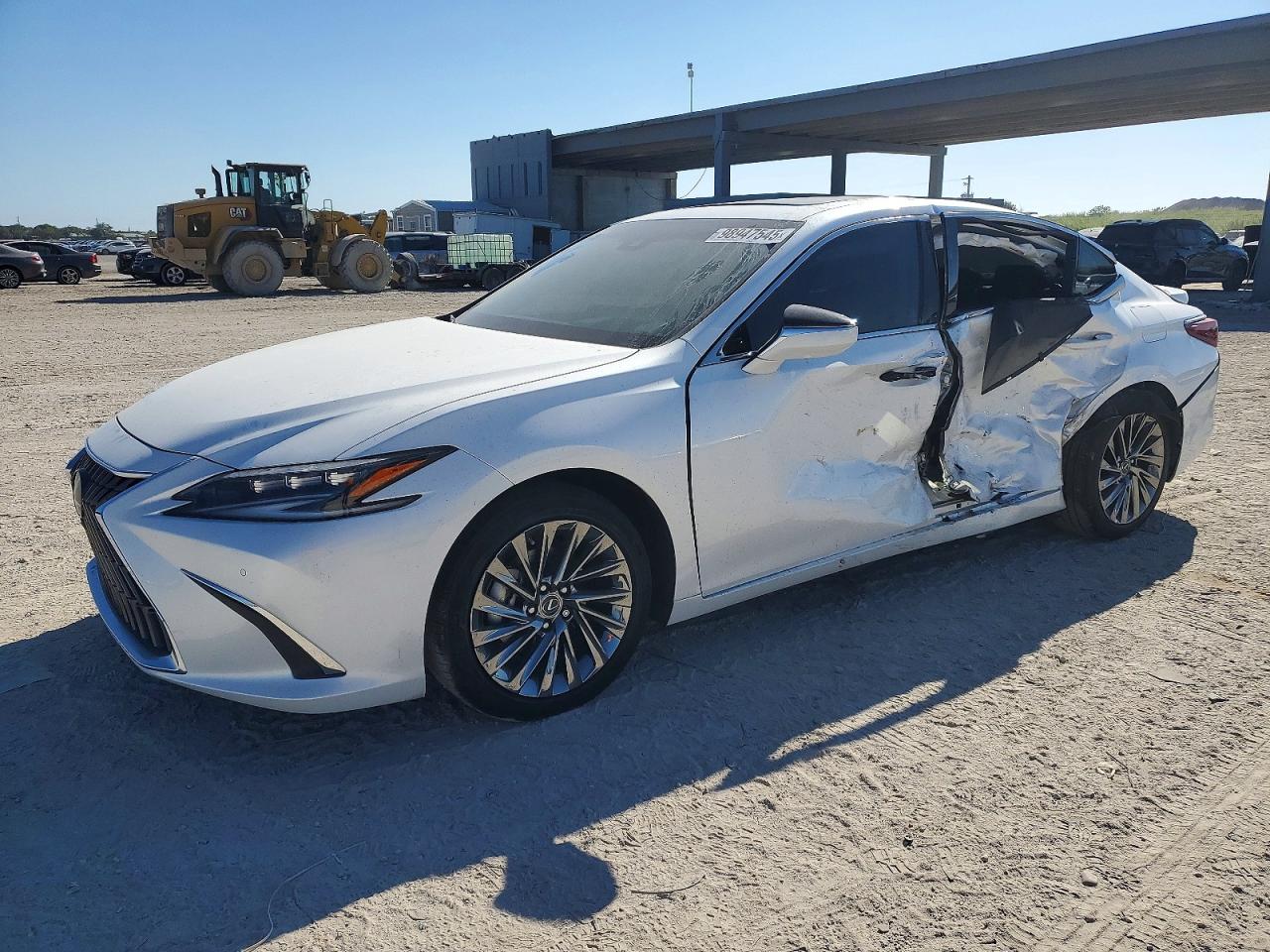 2024 LEXUS ES