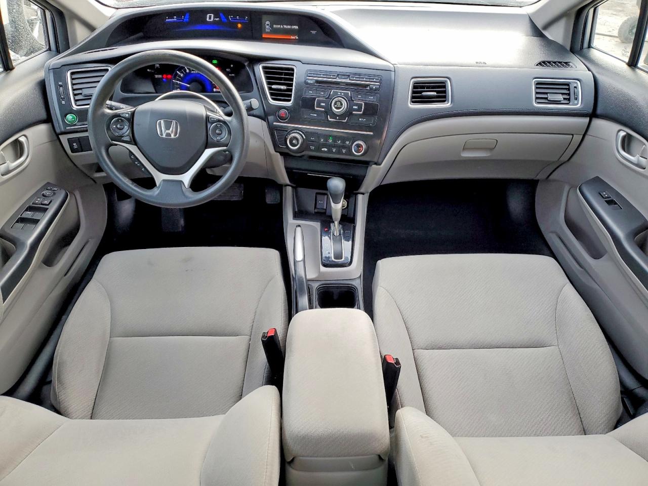 2013 HONDA CIVIC LX photo 8