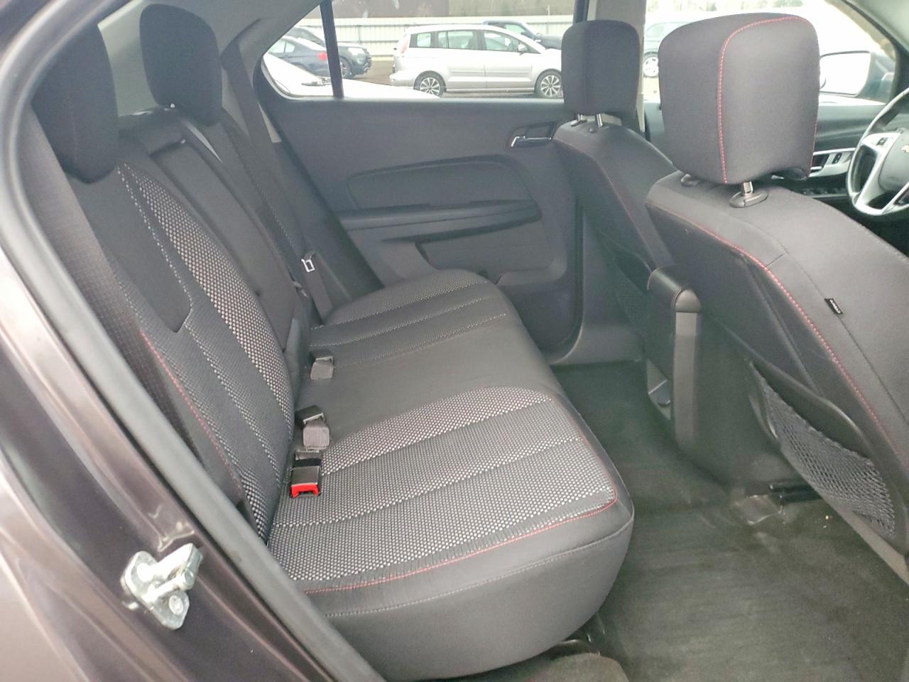 2015 CHEVROLET EQUINOX LT photo 31
