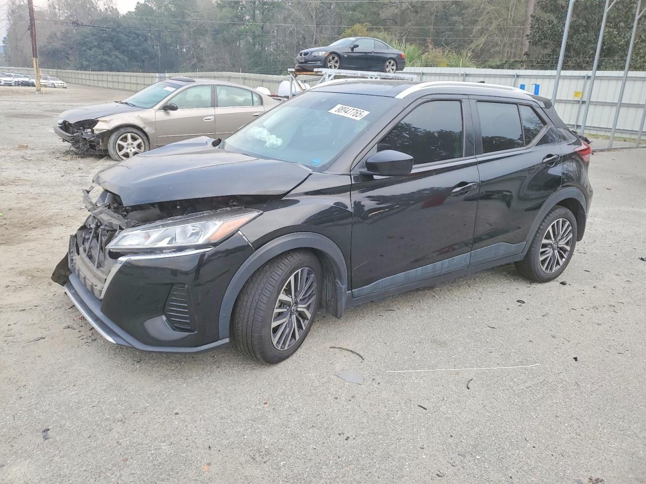 2021 NISSAN KICKS