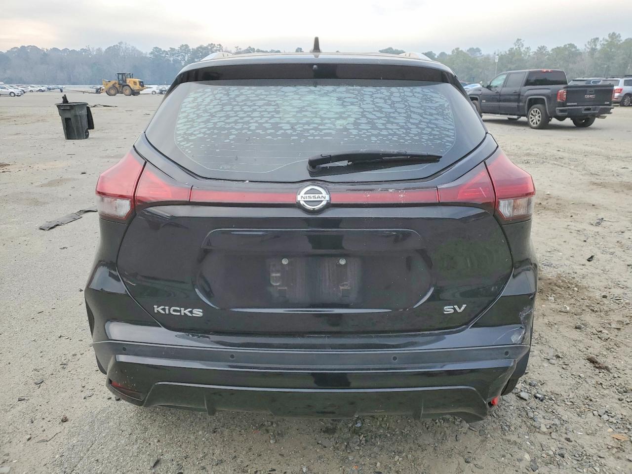 2021 NISSAN KICKS SV photo 11