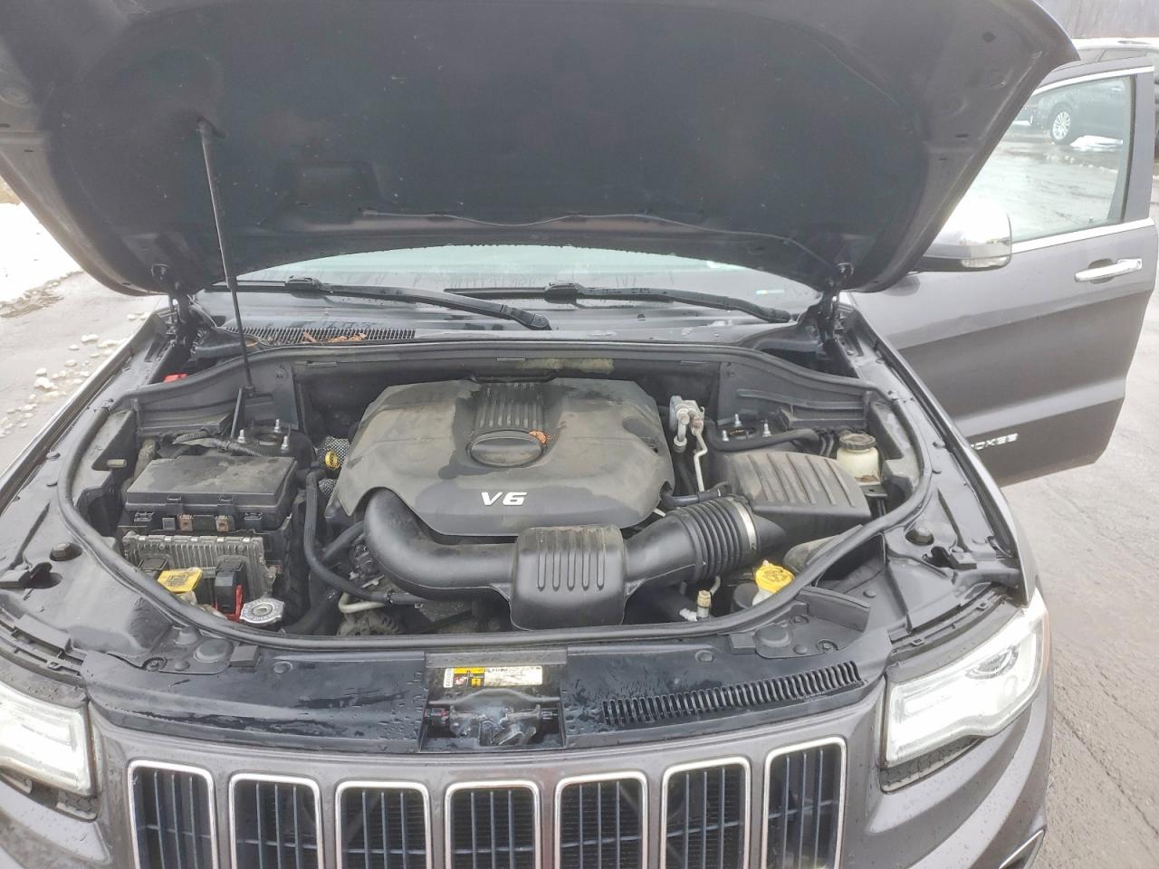 2015 JEEP GRAND CHEROKEE LIMITED photo 12