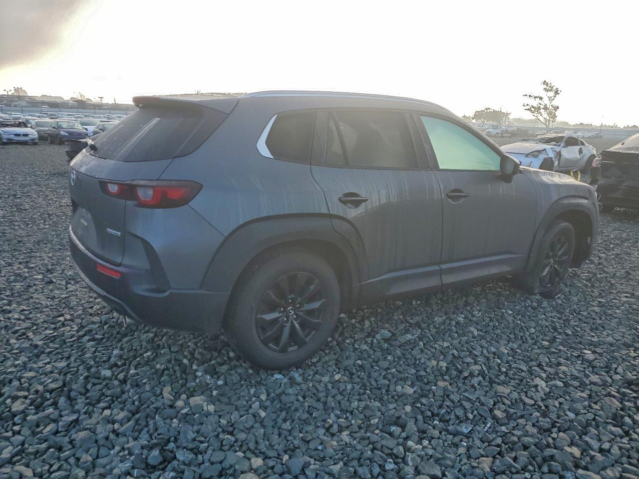 2025 MAZDA CX-50 PREFERRED photo 3