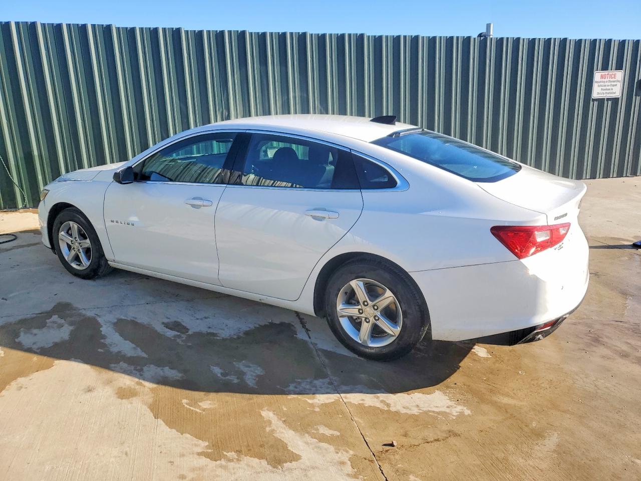 2023 CHEVROLET MALIBU LS photo 2