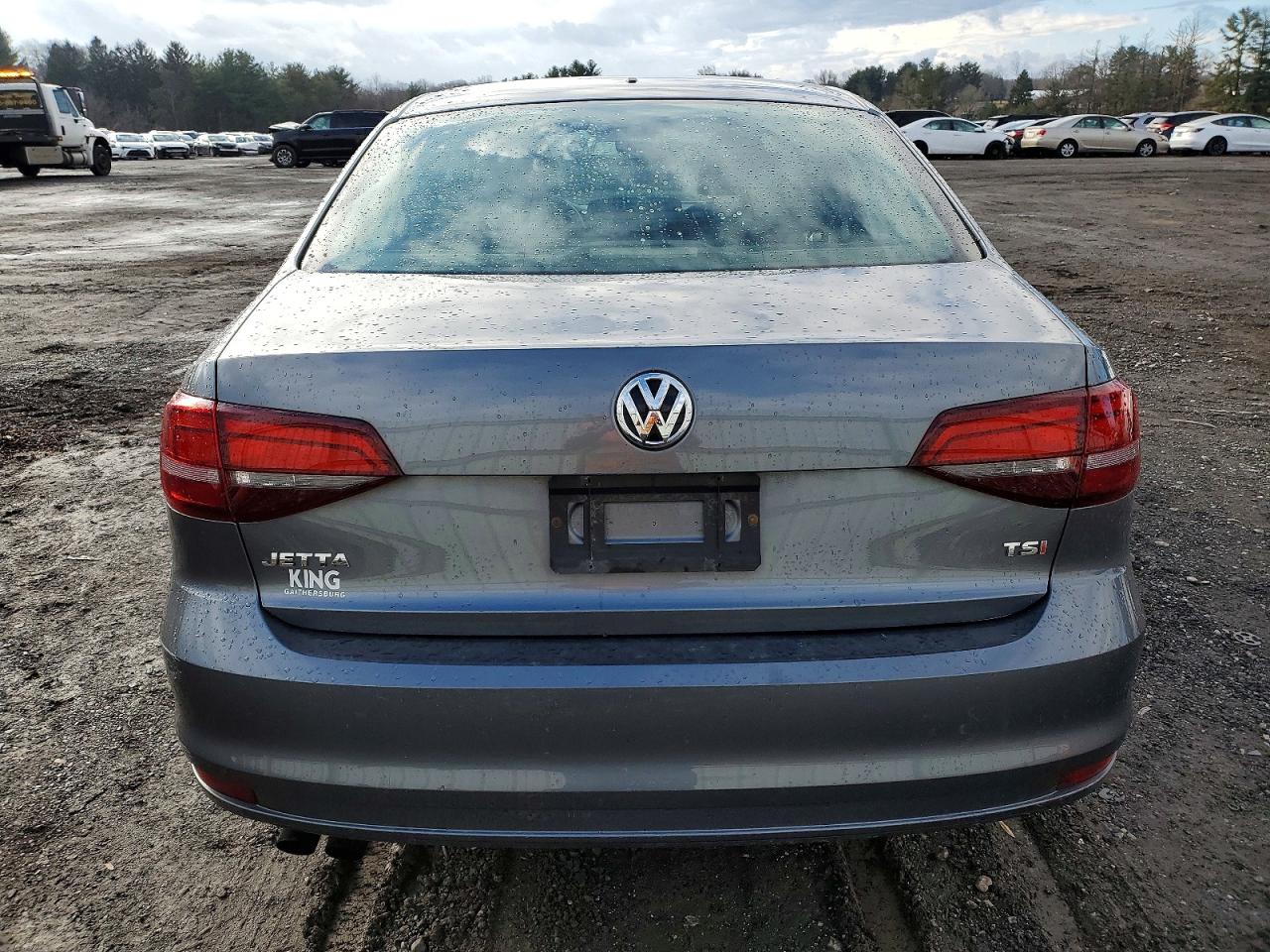 2016 VOLKSWAGEN JETTA S photo 6