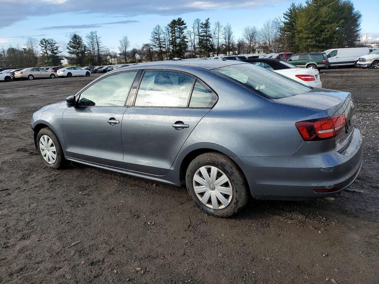 2016 VOLKSWAGEN JETTA S photo 2