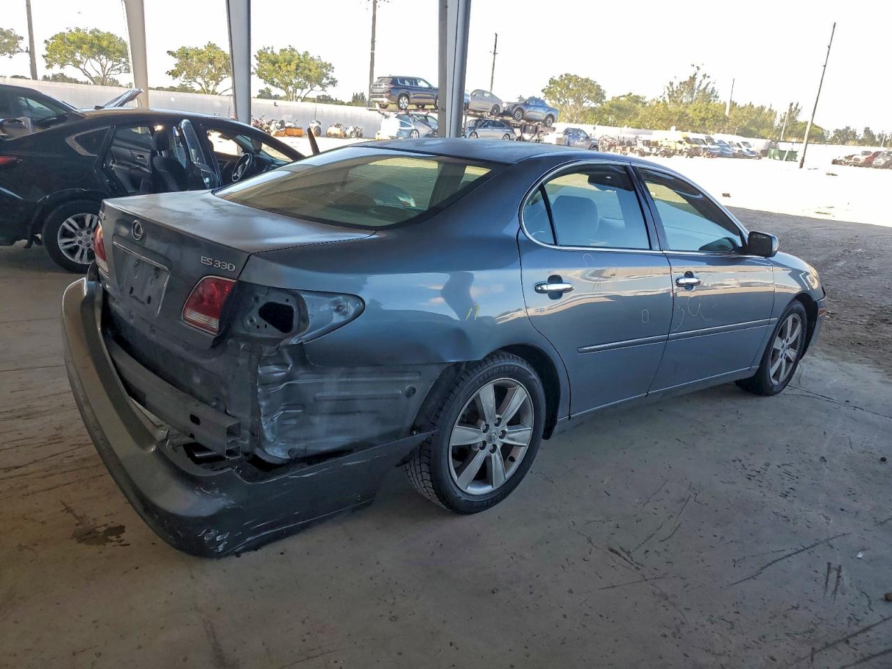 2005 LEXUS ES 330 photo 3