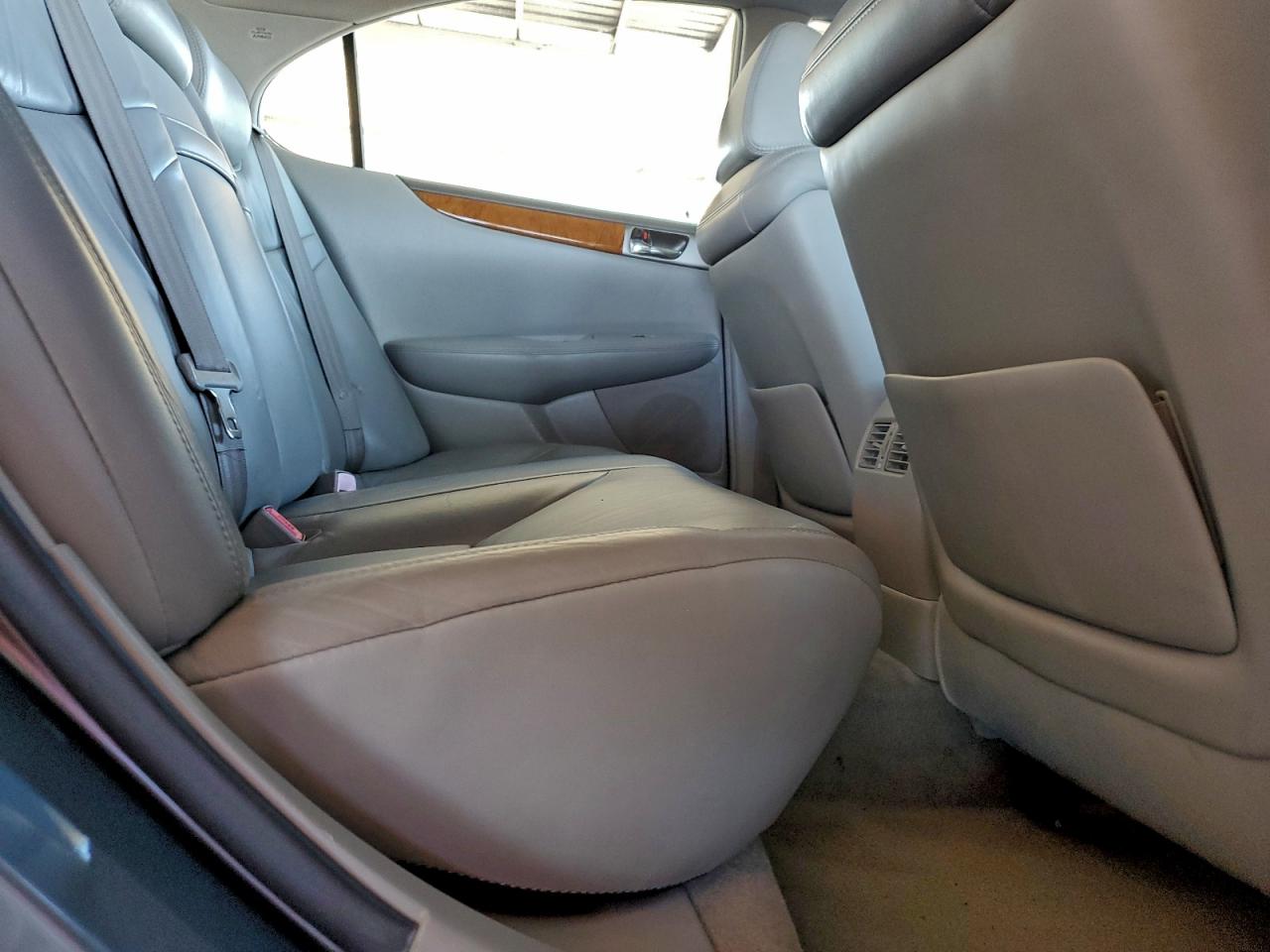 2005 LEXUS ES 330 photo 11