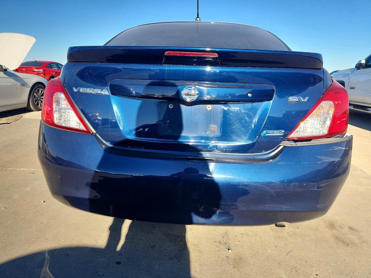 2014 NISSAN VERSA S photo 6
