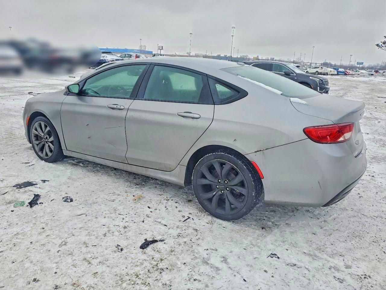 2016 CHRYSLER 200 S photo 3