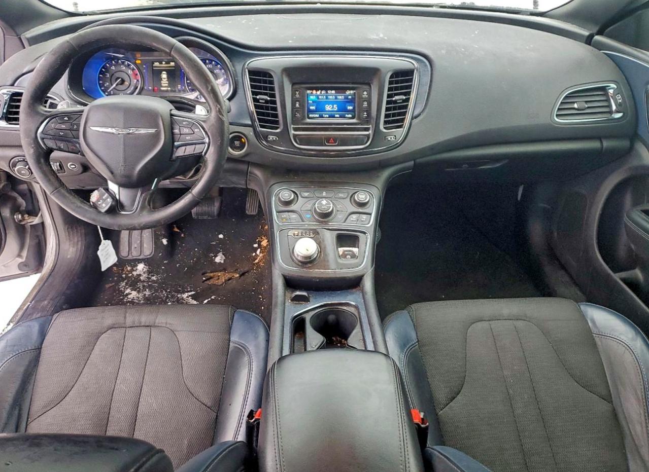 2016 CHRYSLER 200 S photo 15
