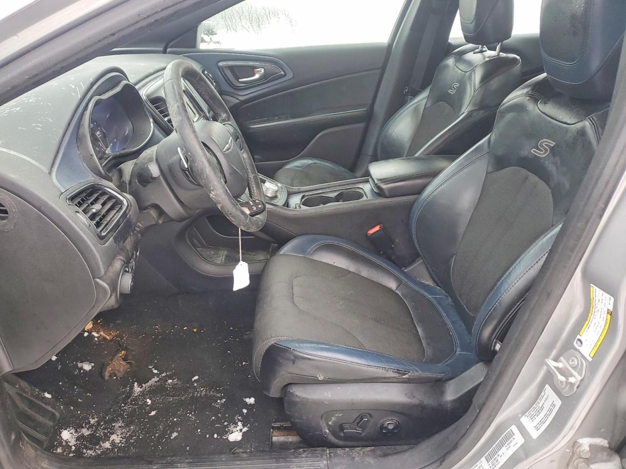 2016 CHRYSLER 200 S photo 13