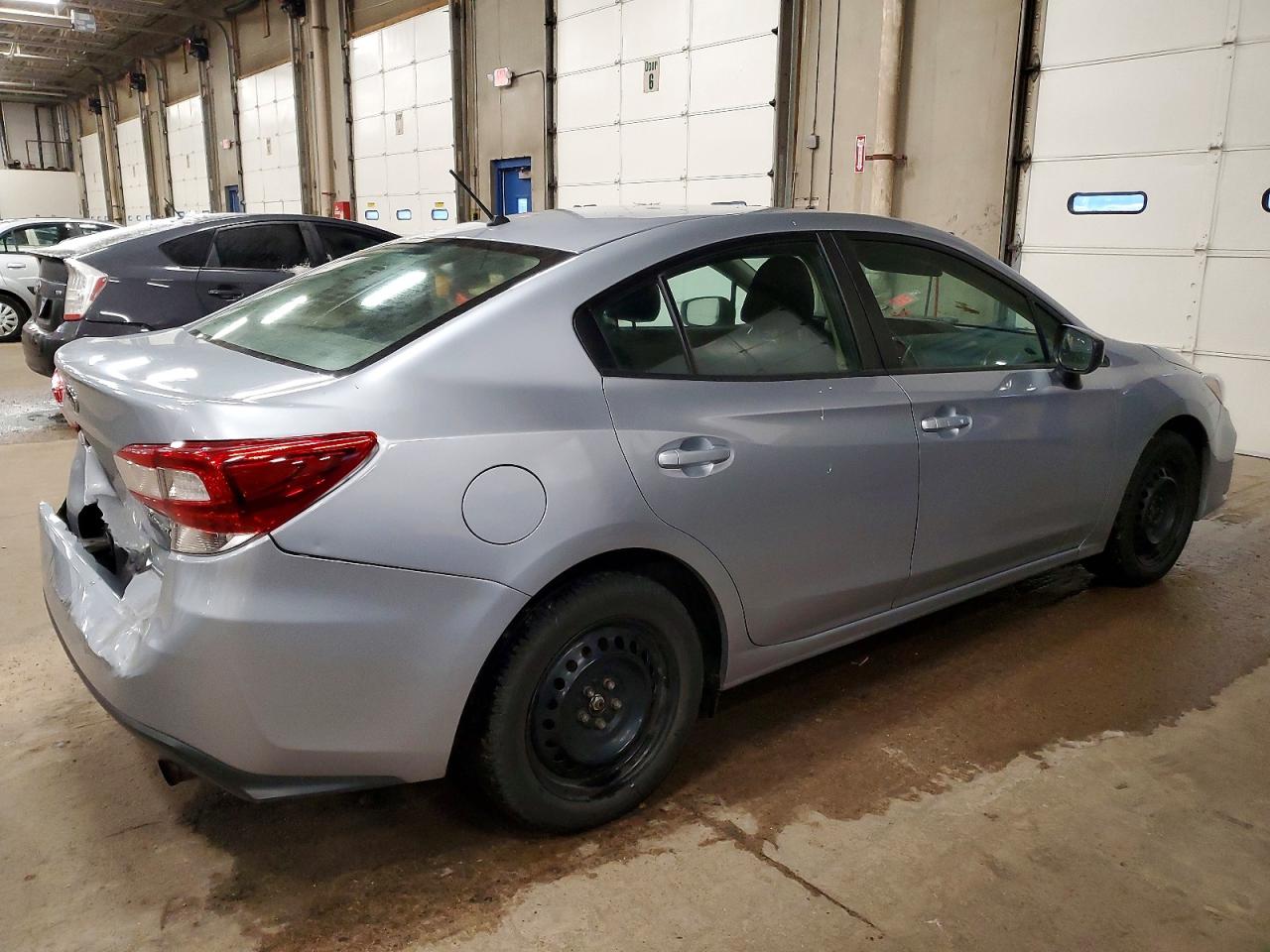 2019 SUBARU IMPREZA photo 3