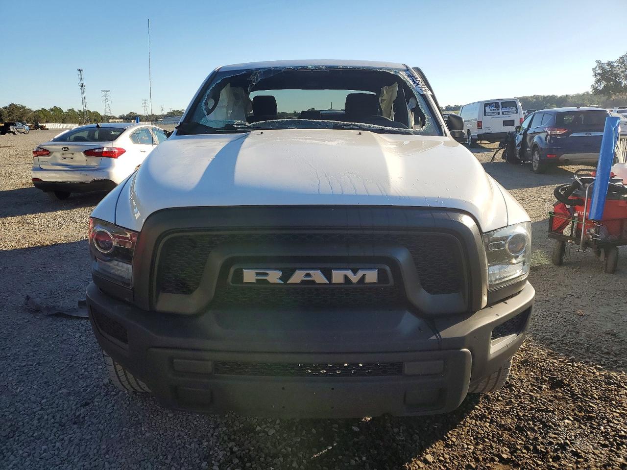 2022 RAM 1500 CLASSIC SLT photo 5