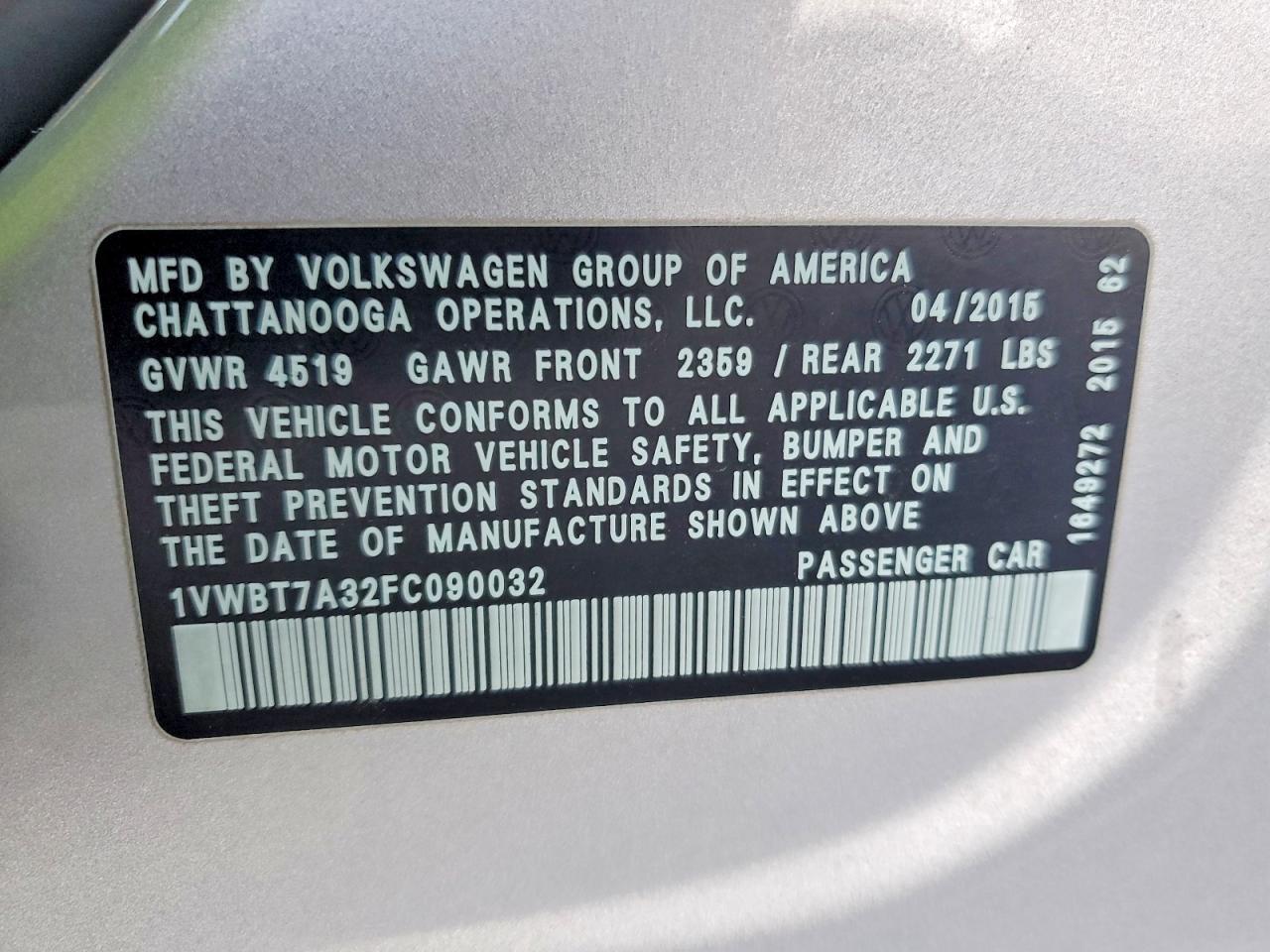 2015 VOLKSWAGEN PASSAT SE photo 13