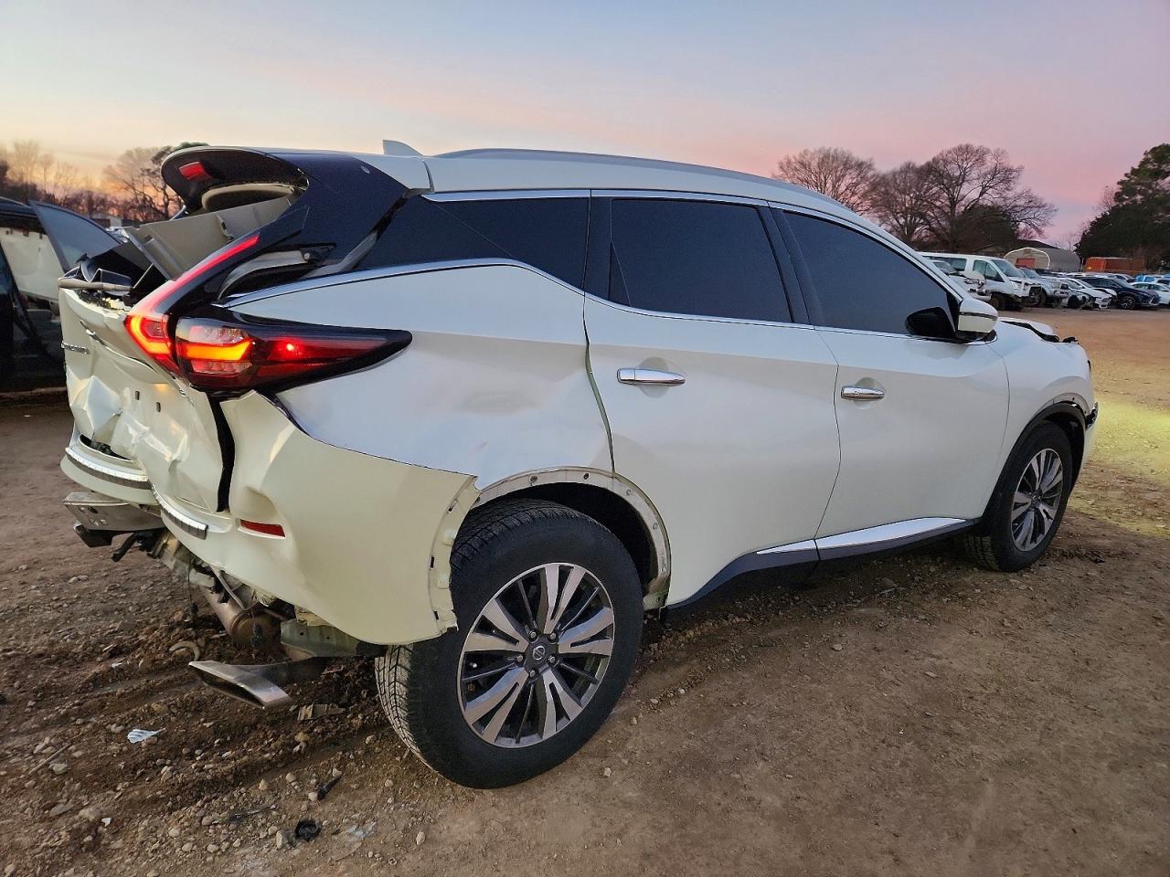 2020 NISSAN MURANO SL photo 3