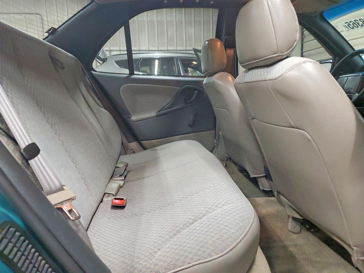 2018 CHEV CAVALIER photo 10