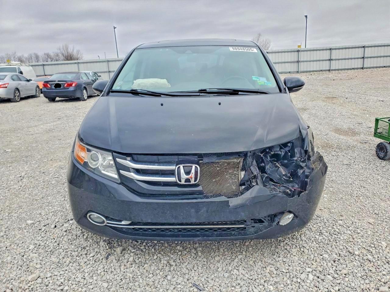 2016 HONDA ODYSSEY TOURING photo 13
