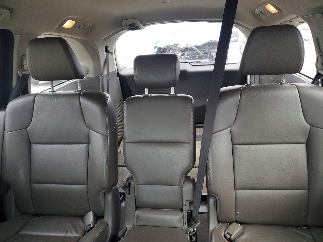 2016 HONDA ODYSSEY TOURING photo 28