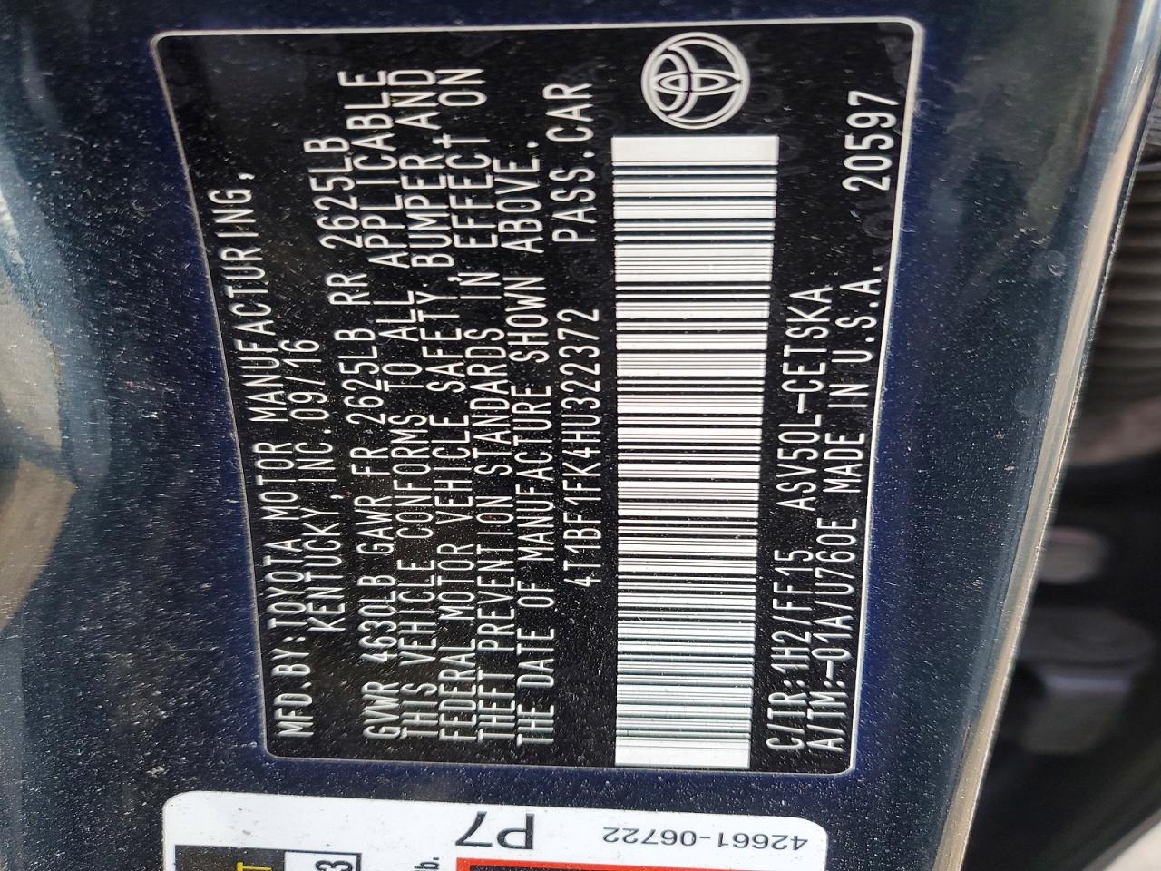 2017 TOYOTA CAMRY LE photo 12