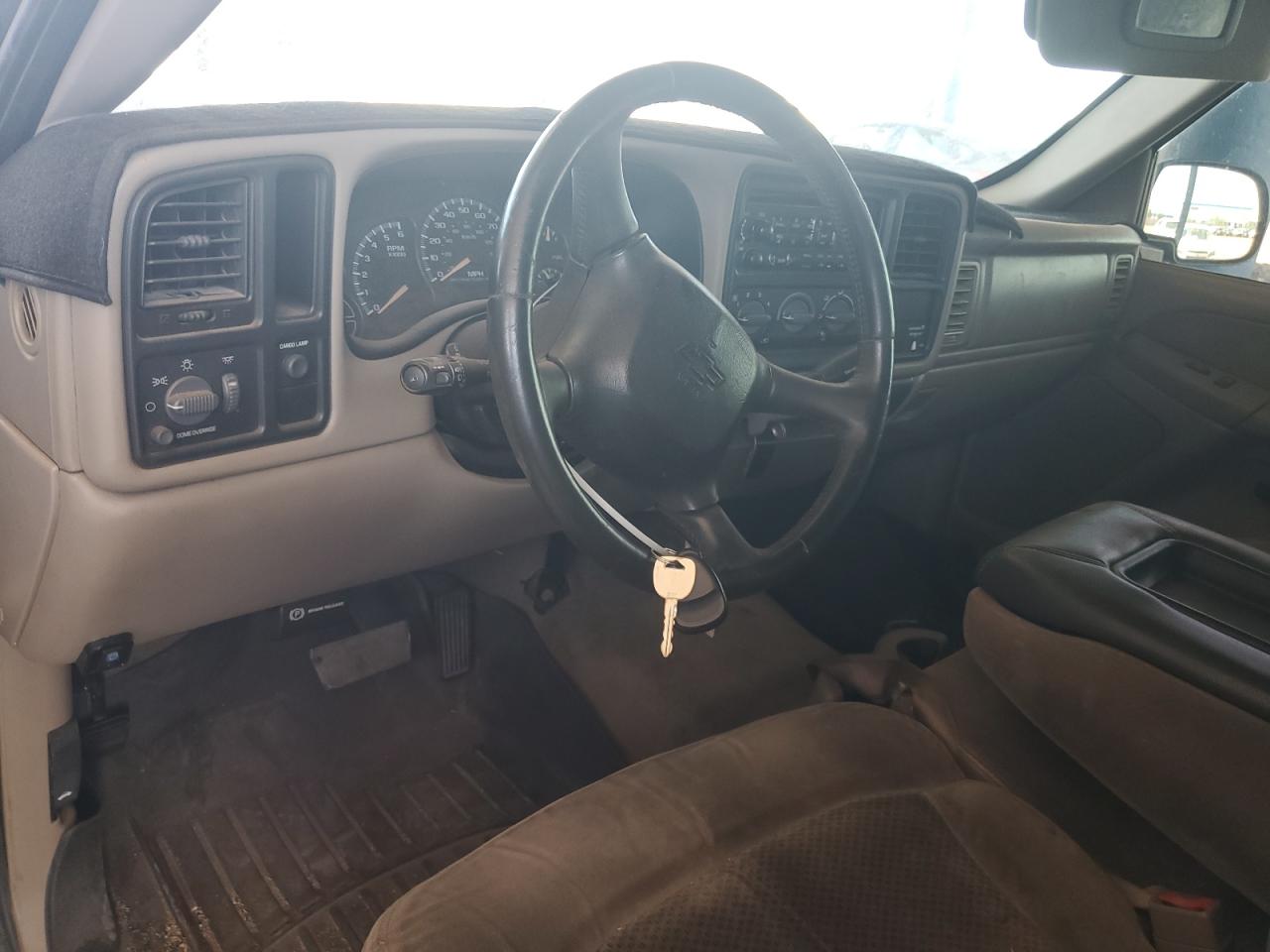 2002 CHEVROLET SILVERADO C1500 photo 15
