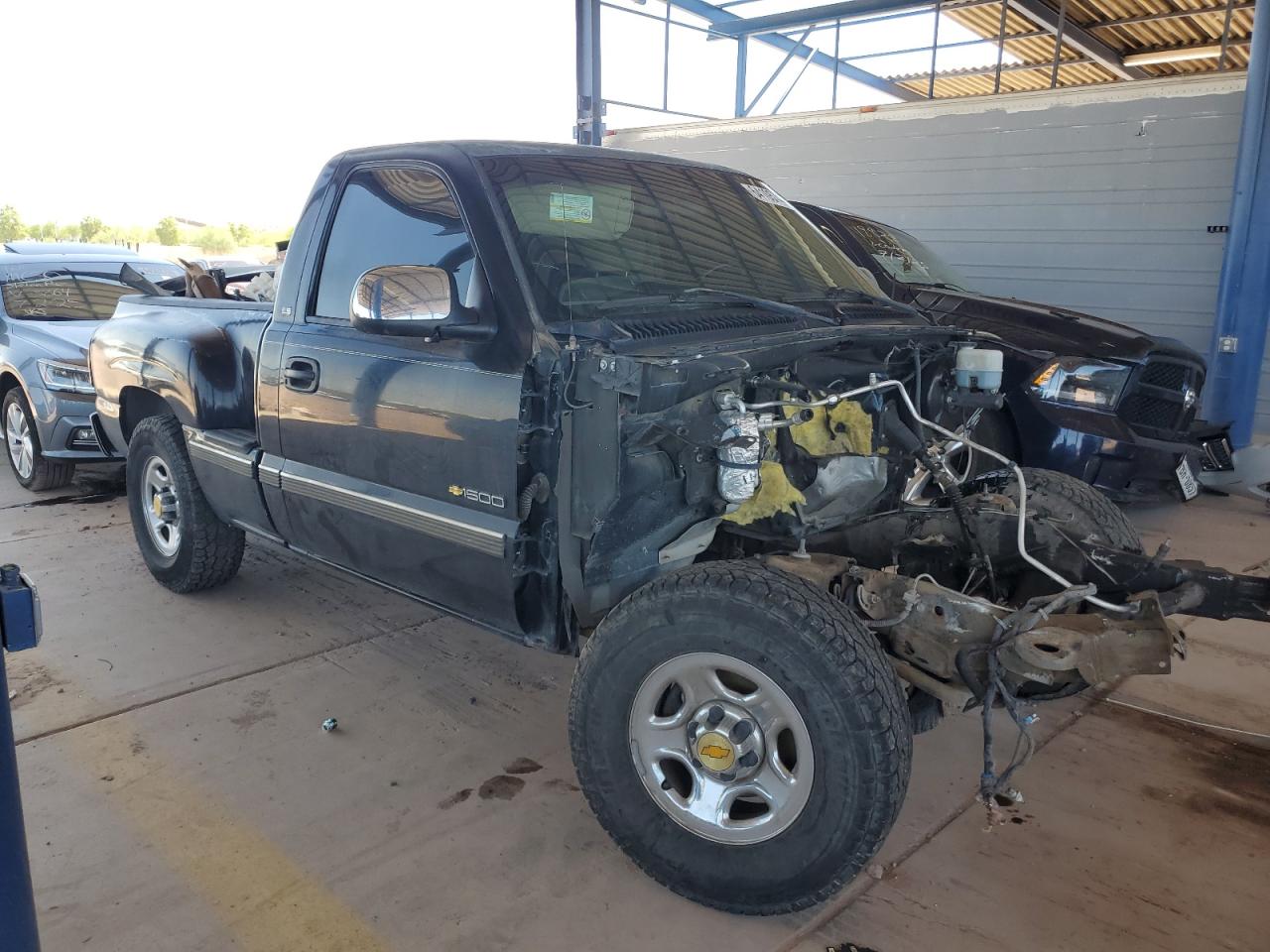2002 CHEVROLET SILVERADO C1500 photo 7