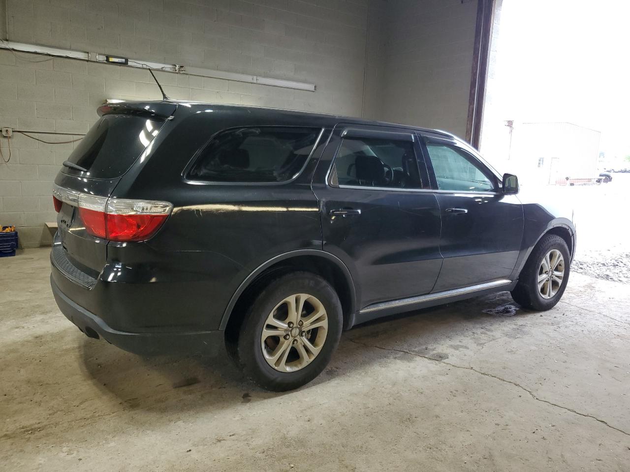2013 DODGE DURANGO SXT photo 3