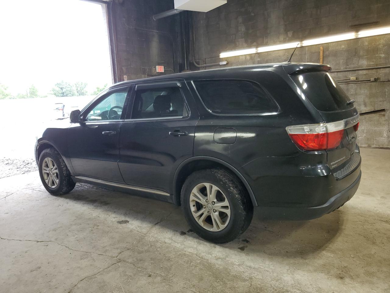 2013 DODGE DURANGO SXT photo 2