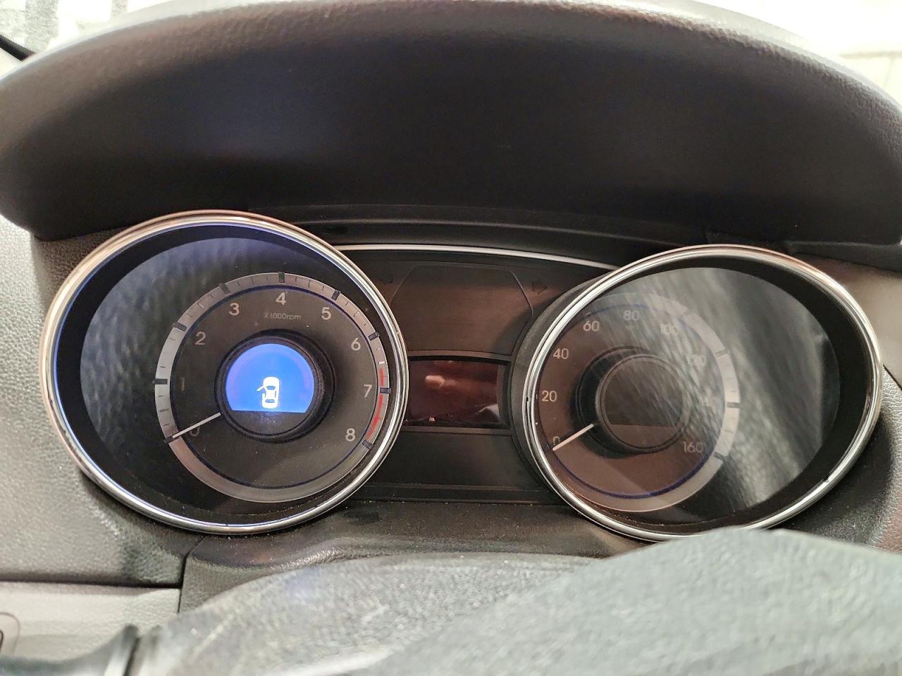 2013 HYUNDAI SONATA GLS photo 9