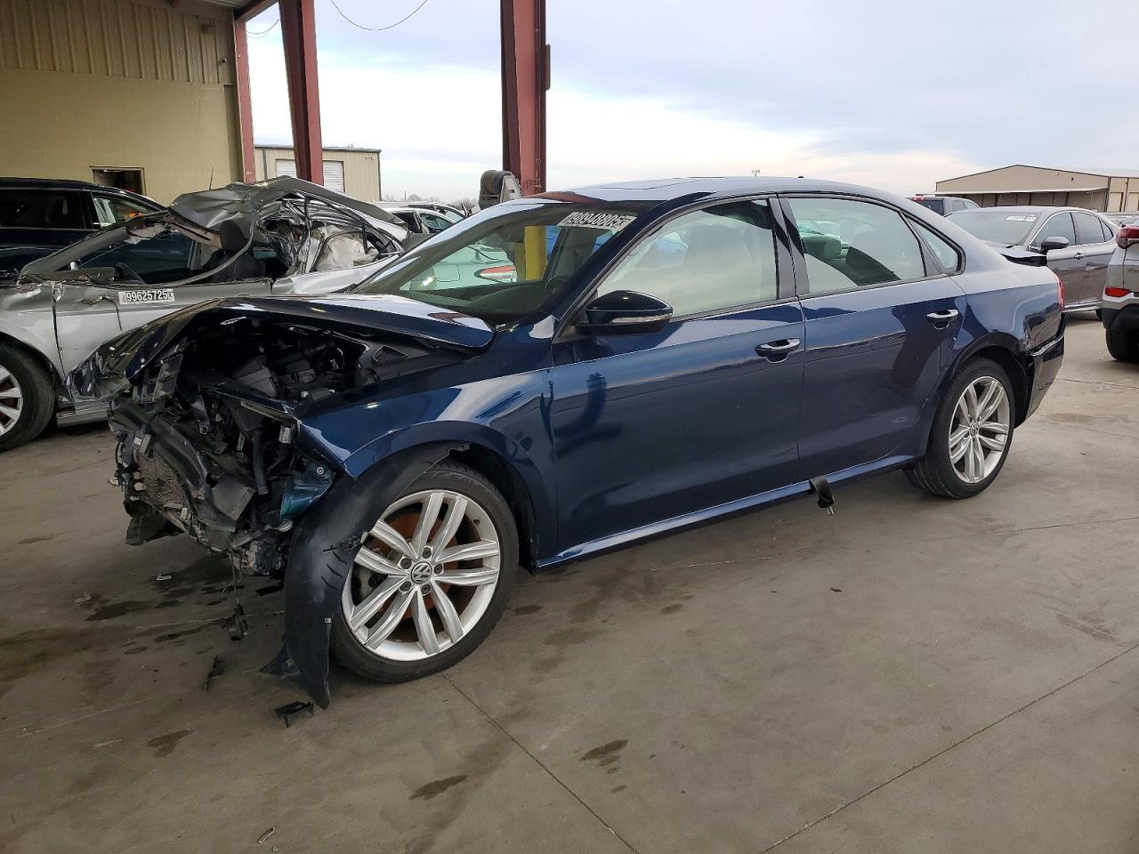 2019 VOLKSWAGEN PASSAT