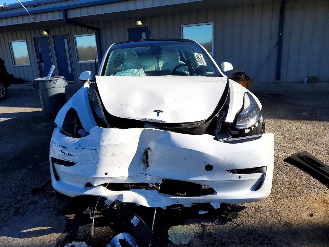 2022 TESLA MODEL 3 photo 9