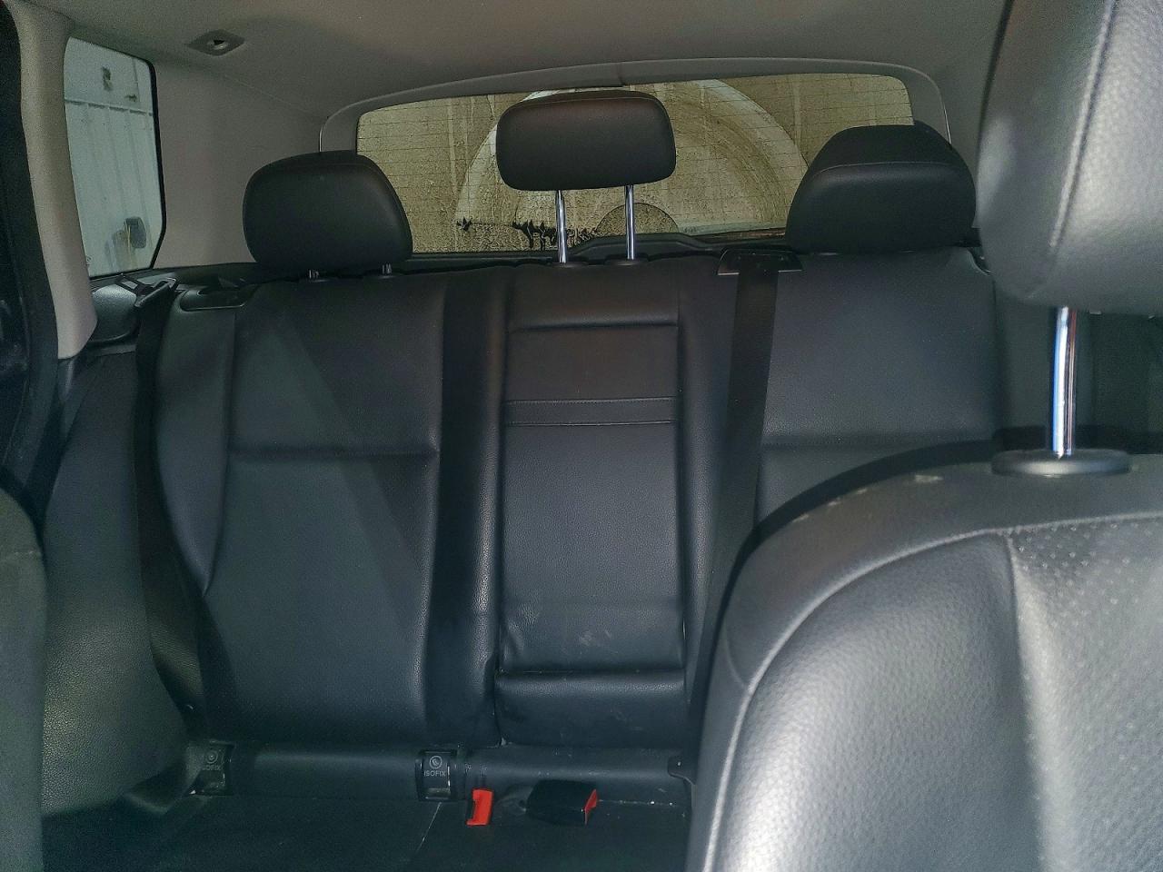 2015 MERCEDES-BENZ GLK 250 BLUETEC photo 19