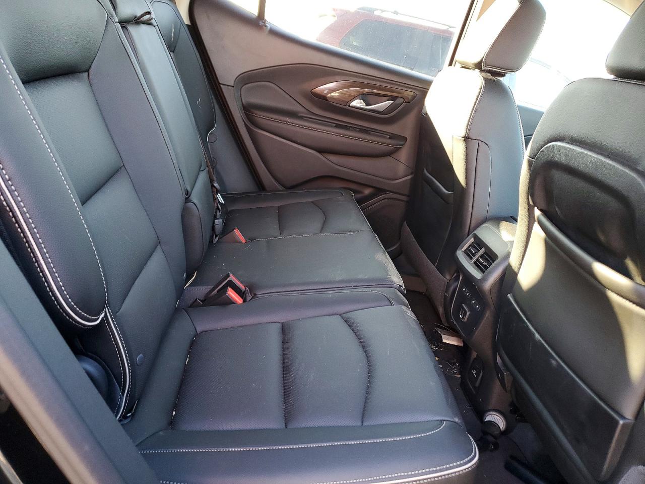 2019 GMC TERRAIN DENALI photo 31
