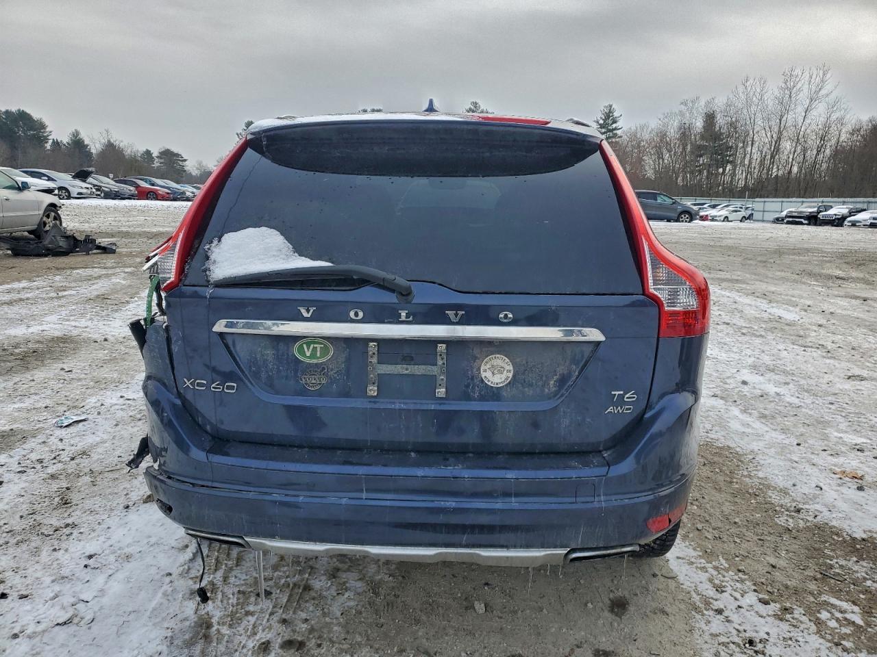 2015 VOLVO XC60 T6 PREMIER photo 6