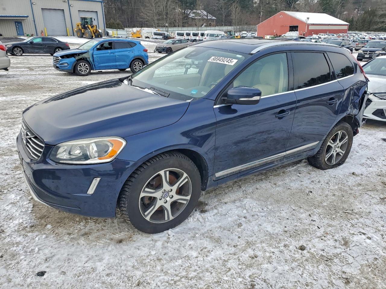2015 VOLVO XC60