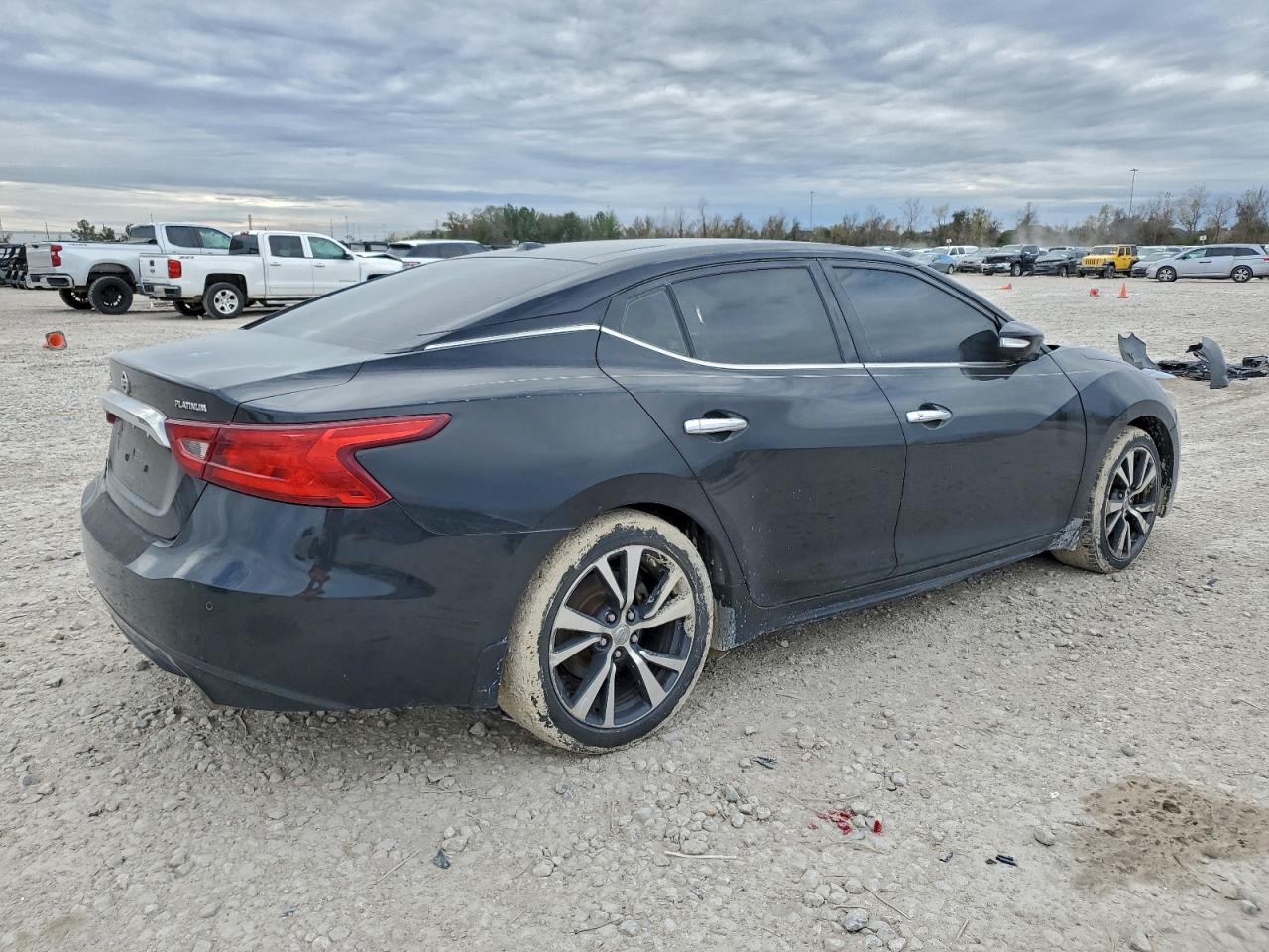 2017 NISSAN MAXIMA 3.5S photo 3